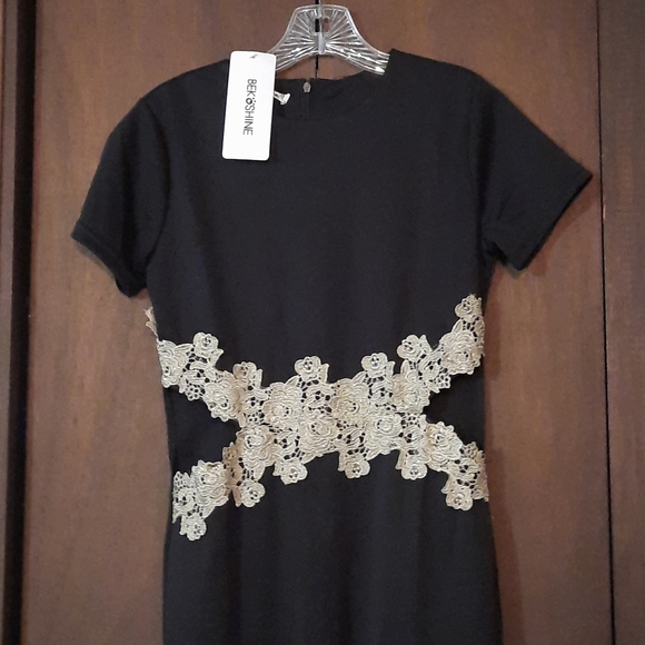 Dress - Picture 4 of 4